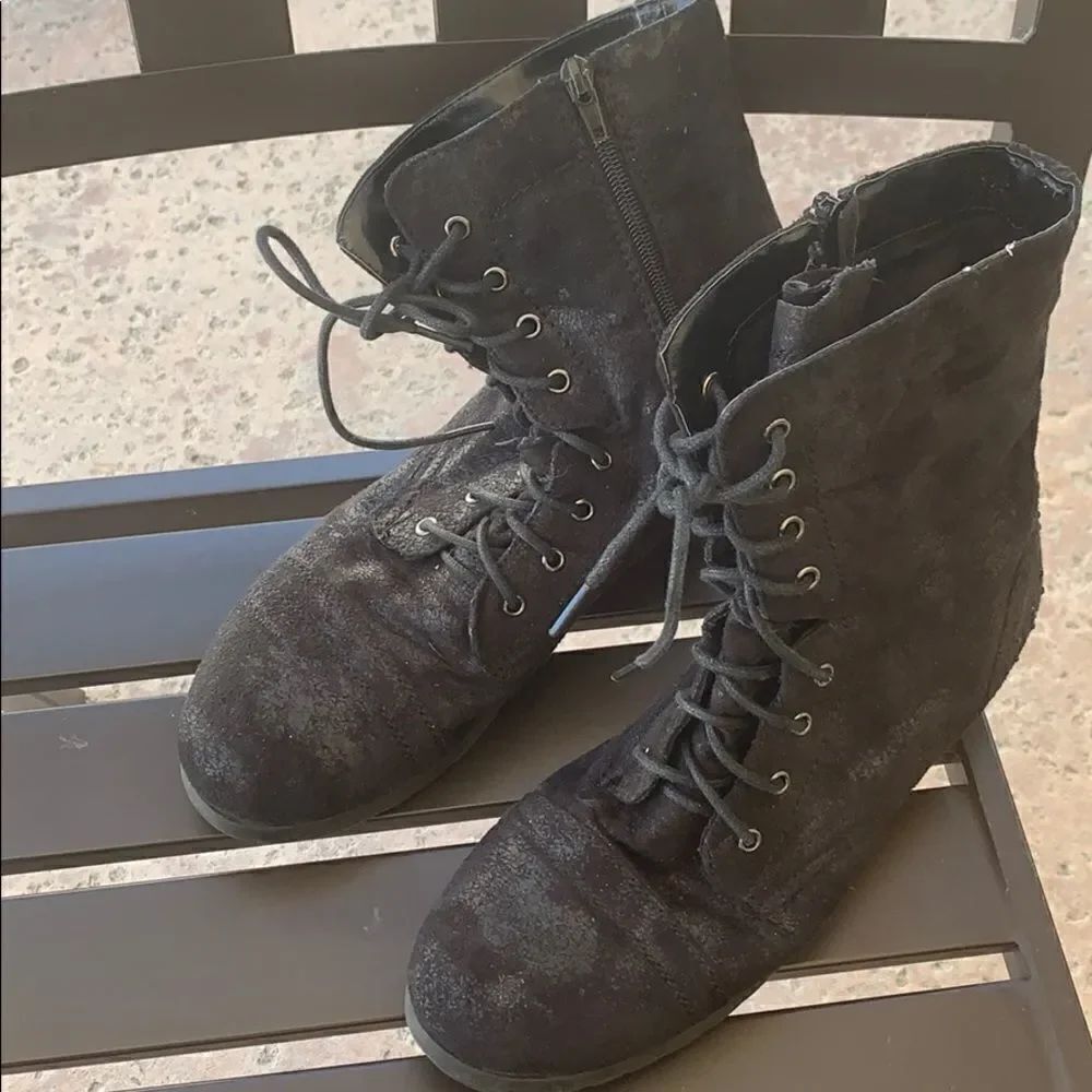 🎉last deal 🎉Black stone boots